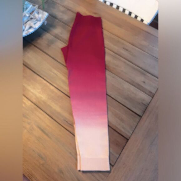 THE UPSIDE ribbed & High-Waisted Leggings; Size Large.  Brand New, never worn - Picture 14 of 15